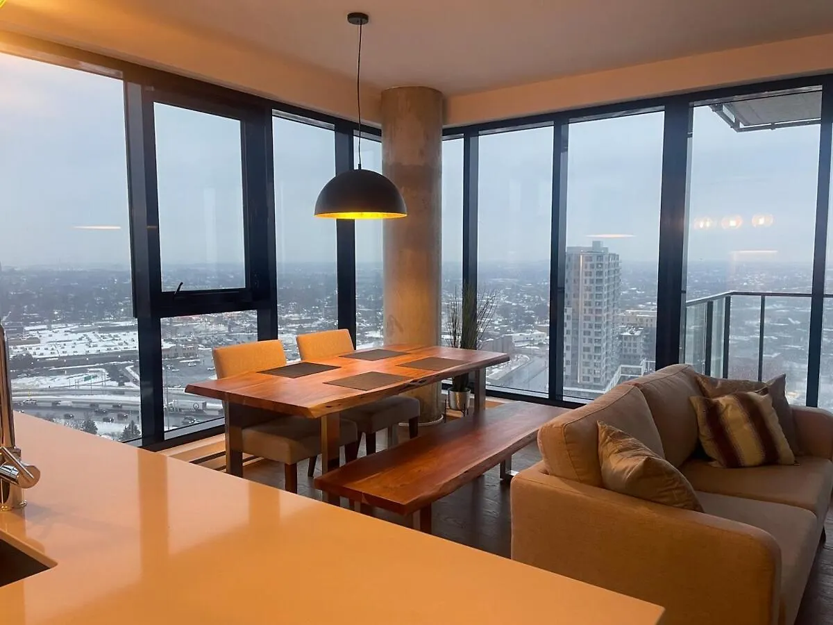 Dream Apartment Longueuil 0*,  Canada